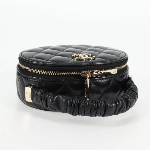 CHANEL Matelasse Pouch Lamb Skin Black Gold CC Auth 132970M - Picture 8 of 16